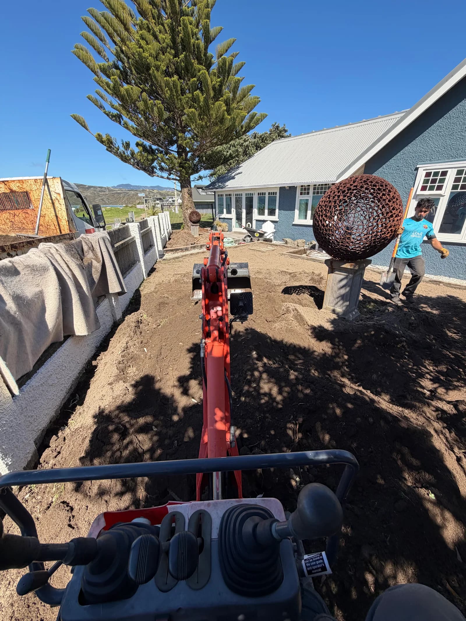 Seatoun Clearout & Landscape photo 4
